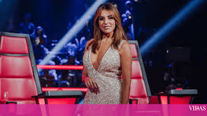Waar en wanneer werd catarina furtado geboren? Catarina Furtado Com Decote Revelador Em Noite De Gala Sensualidade Vidas