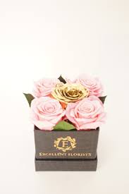 Beauty and dependability since 1962. Pink Roses In A Box Rose Arrangements Flower Delivery Wholesale Roses