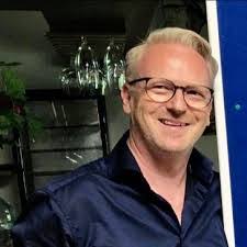 Robert Platzer's Instagram, Twitter & Facebook