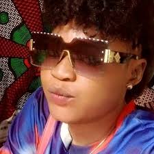 Women Crush Wednesday Picture Upload