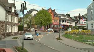 About apa apa corporation owns consolidated subsidiaries that explore for and produce oil and gas in the united states, egypt and the united kingdom and that explore for oil and gas offshore suriname. Die Rheinstrasse In Ransbach Baumbach Landesschau Rheinland Pfalz Swr Fernsehen