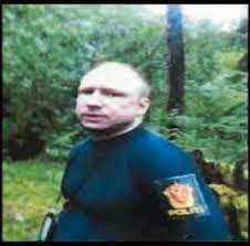 Husk å abonnere på kanalen min!hva slags videoer vil du se på kanalen? 18 34 Breivik Grips Bild Fran Politiet Utoya 22 Juli 2011 Facebook