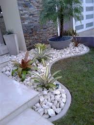04 Affordable Rock Garden Landscaping Ideas Small Front Yard Landscaping Front Yard Landscaping Design Rock Garden Landscaping