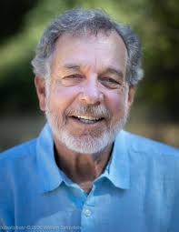 Leah Huete de Maines (@leahmaines)