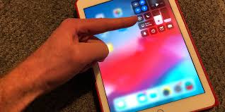 How do i stop my screen from rotating? How To Rotate Your Ipad Screen And Lock Or Unlock Its Orientation