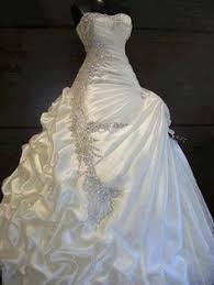 Sondra Celli Wedding Dresses For Sale Google Search Abiti Da Sposa Abiti Da Sposa Scintillanti Abiti Da Ballo Principessa