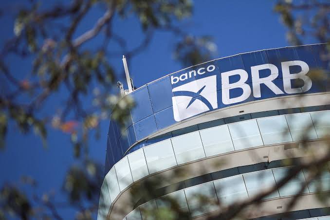 Investigação revela que BRB trocou ativos irregulares do Banco Master de maneira "mágica"