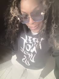 Birds of a feather flock together* flock n rock with ya girl if you are  about, knowledge hard work purposes n respect love peace n building Caring  n sharing discipline and health