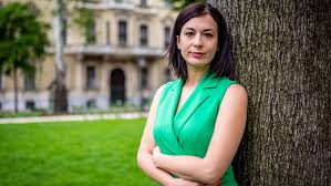 Mep of hungary's momentum movement, vp of @reneweurope. T3zjrk3ztfzmtm