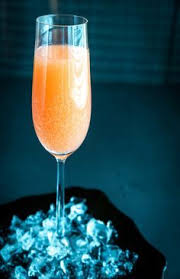 Cocktail Bellini Peche Et Champagne Menu De Noel N 9 Le Cocktail Delicat Cocktail Bellini Cuisine Et Boissons Recettes De Cuisine