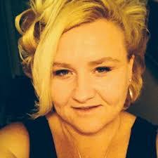 Denise Hein's Instagram, Twitter & Facebook