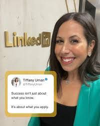 Paula Gabriel's Instagram, Twitter & Facebook