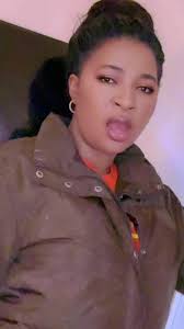 Toza nayo papa Hervé: A Musical Tribute