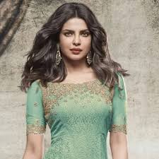 10 Artis Cantik Bollywood dengan Bayaran Termahal Saat Ini - ShowBiz  Liputan6.com