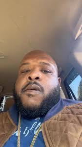 Being the MAN of the house is forever! #peersupport #staygold #teamirons  #206barber #peersupportspecialist #carchronicles #NewBeginnings  #peercounselor #teamirons