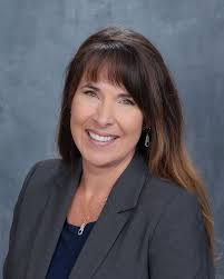 Amy Neary's Instagram, Twitter & Facebook