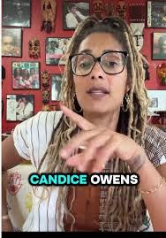 Amanda Ales's Instagram, Twitter & Facebook