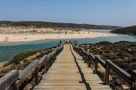 2,957 likes · 112 talking about this. Aljezur Um Destino Alternativo Aos Lugares Mais Turisticos Do Algarve Portugal Sapo Viagens