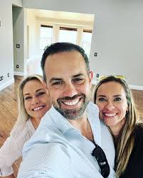 Guess which one of these two are now selling real estate at @coregroupfl ?