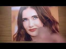 Most recently, carice was seen in the movie race while guy is currently starring in the aussie television series jack irish. Carice Van Houten A Woman Goes To The Doctor Youporn Red