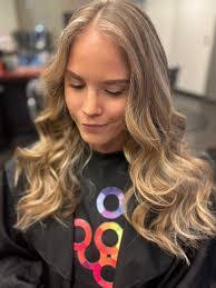 Vivian Barillas's Instagram, Twitter & Facebook