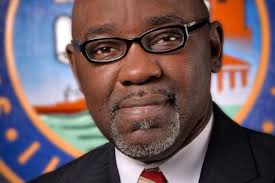 Cook County Commissioner Robert Steele dies