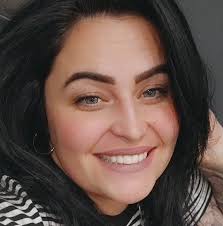 Hi everyone I'm looking for a decent hair salon to cut my hair in the  Brandon areas 33510 or 33511 😊