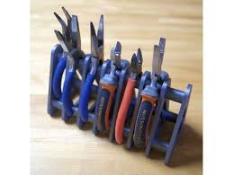 Modular Plier Stand A Simple Modular Plier Stand Rack Print 1 End Element And As Many Plier Holder E 3d Printing Diy 3d Printed Objects 3d Printing Projects