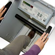 Nobody adviced me not let me assure you that metal detectors are completely safe to pass through during pregnancy. Ceia Security Metal Detectors