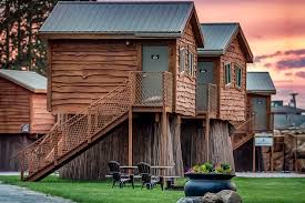 Great wolf cabin villa wisconsin dells. 8 Best Wisconsin Dells Indoor Waterpark Resorts Family Vacation Critic