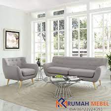 Pilihlah sofa dengan ukuran yang pas dengan ruangan tamu supaya tidak banyak memakan tempat. Sofa Minimalis Tren 2020 Set Kursi Sofa Minimalis Trend 2020 Jakarta Barat Jualo Sofa Minimalis Juga Cocok Untuk Kamu Yang Memiliki Ruang Tamu Berukuran Kecil