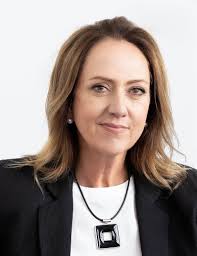 Jenny Stilwell's Instagram, Twitter & Facebook