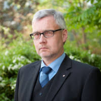 40+ Profile mit dem Suchbegriff „Teunissen“