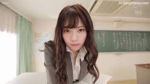 Nanase Nishino (西野七瀬) Nogizaka46 (乃木坂46) in J-Pop sex school ジェーポップ |  SexCelebrity