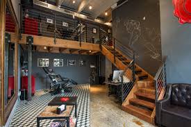 Pobierz tę ilustrację wektorową tattoo studio interior design teraz. Tattoo Studio In The Heart Of Miami All Custom Work Studio Interior Tattoo Studio Interior Tattoo Shop Interior
