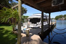 It's as easy as searching our panama city beach rental by owner properties below to contact them directly for daily, weekly or. Cozy Houseboat Destin Ft Walton Waterfront Houseboats For Rent In Fort Walton Beach Florida United States