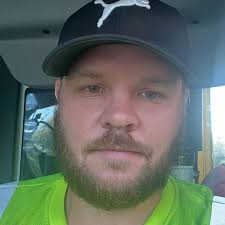 What are they building infront of Walmart chilis? Applebees ?