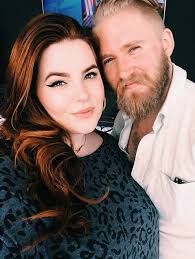 Tess Holliday: Meet the world's biggest plus-sized super model leading the  body positivity movement
