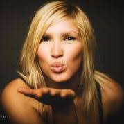 Laura Kiley (mrskiley)