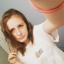 Haley Sapp's Instagram, Twitter & Facebook