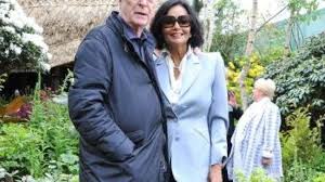 The story of how he met his wife was just one of the. Michael Caine Shakira Caine Der Spiegel