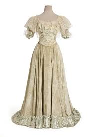 Robe Du Soir Corsage Jupe Longue Les Arts Decoratifs Robe Du Soir Robe Classique Style Edouardien