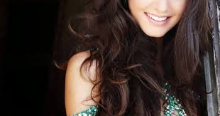 Beautiful Artists Photos ألبوم صور نجمة هوليود الشابة كيندال جينر Hollywood Actress Kendall Jenner Photo A Beauty Kendall And Kylie Jenner Perfect People