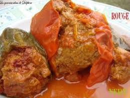 Recette Poivrons Farcis A La Hongroise En Video Recette Recette Poivron Farci Poivrons Farcis Recette Poivron