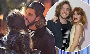 Seann Walsh finally expresses remorse over THAT 2018 Katya Jones kiss