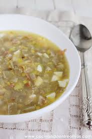 Si usas un envase rectangular o cuadrado aprende cómo preparar paso a paso una deliciosa lasaña de berenjenas en el horno. Sopa De Berenjena Receta Paso A Paso Cocinando Entre Olivos