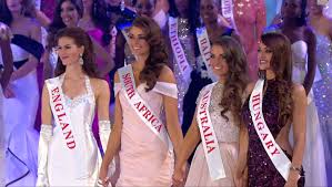 Edina kulcsár from budapest is the winner of the magyarország szépe 2014 pageant held at the hungarian capital city, july 20. Velvet Gumicukor Most Akkor Min Ert El Masodik Helyezest Kulcsar Edina