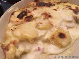 Gratin De Pommes De Terre A La Scamorza Recette Gratin Pomme De Terre Gratin De Pommes Recettes De Cuisine