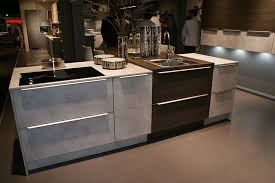 Besonders in modernen küchen mit klarem design ist eine küchenarbeitsplatte aus beton ein beton lässt sich z.b. Moderne Kuchen In Cottbus Meiser Kuchenstudio Gmbh