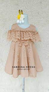 Seperti model dress brokat pendek untuk pesta terbaru yang ada di atas dengan gambar bunga membuat para wanita akan semakin cantik dan elegan. Sabrina Dress Anak Perempuan Bahan Brokat Halus Umur 1 10 Thn Bisa Bayar Ditempat Lazada Indonesia